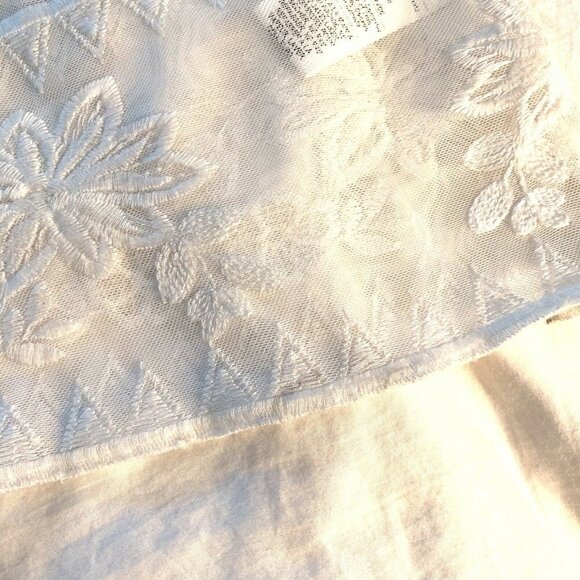 Conrad C Collection Top Medium Women’s White Tank - Picture 12 of 12